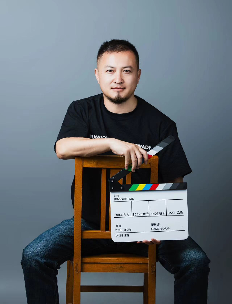 李刚
